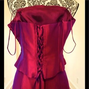 JS Col.lace up bustier & flare skirt mini train iridescent Magenta taffeta sz 6
